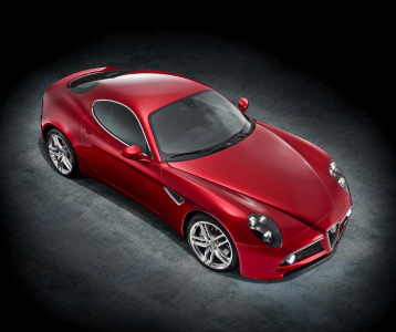 <h5>Alfa Romeo 8C</h5>