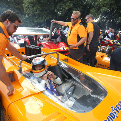 Bell-in-McLaren-Cam-Am