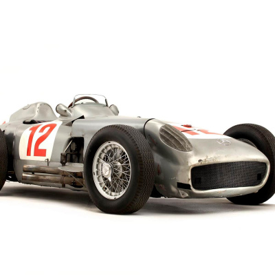 Mercedes-W196-open-wheel